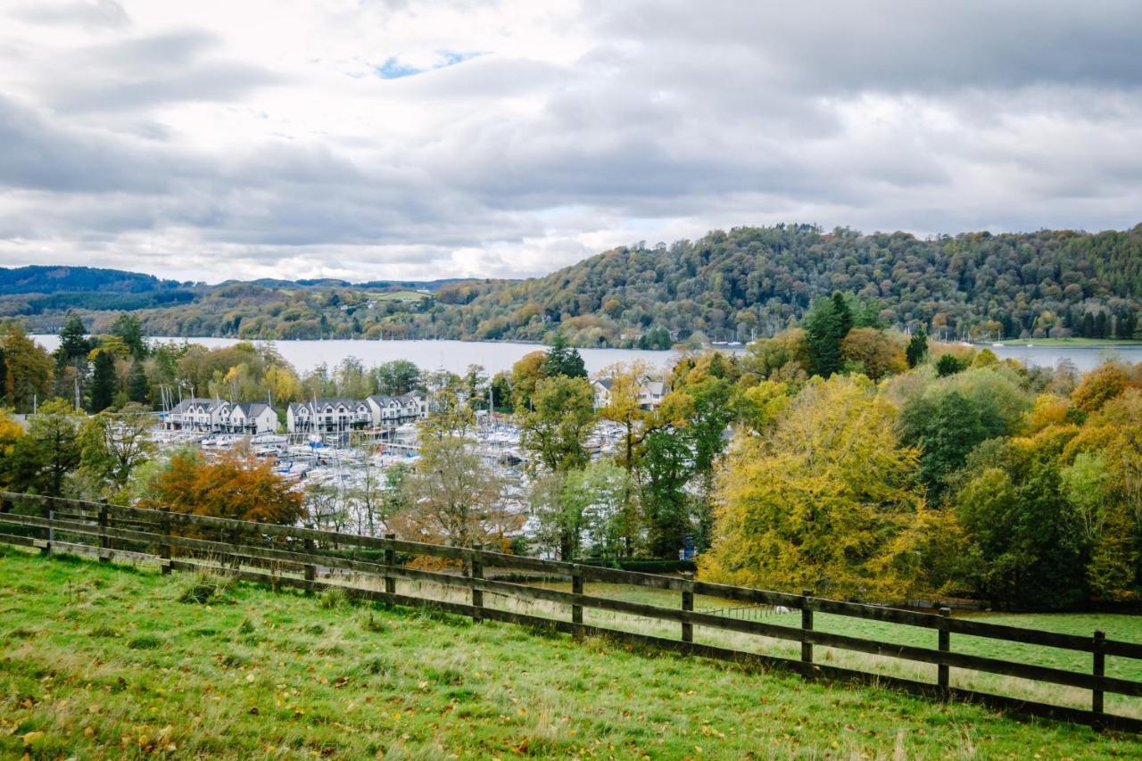 Stunning Cottage Grade 2 Listed With Parking And Hot Tub Bowness-on-Windermere Kültér fotó